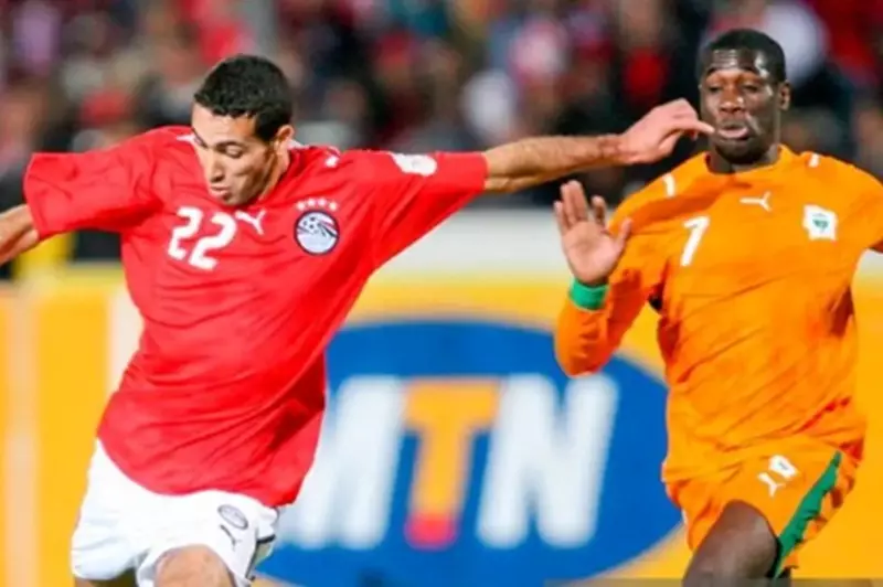 هدية نظيفة وعقدة تاريخية.. لقطات لا تنسى من مباريات مصر وكوت ديفوار 